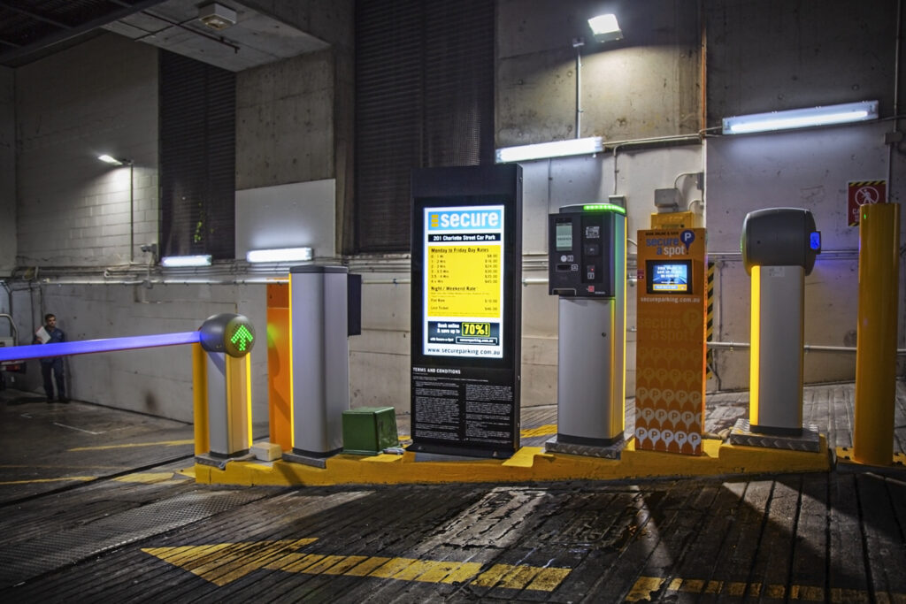 545a9957 Lr
